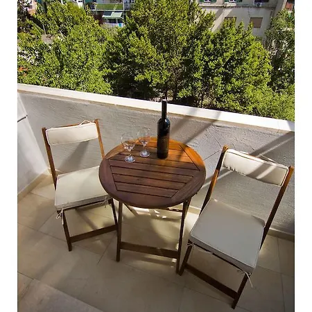 Apartament Solenta *